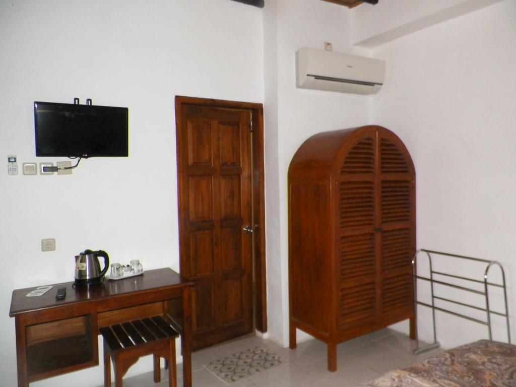 Bladok Hotel & Restaurant Yogyakarta Esterno foto