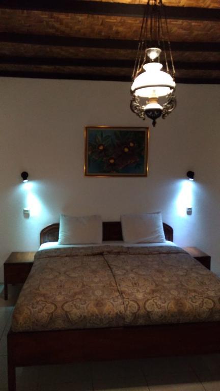 Bladok Hotel & Restaurant Yogyakarta Esterno foto