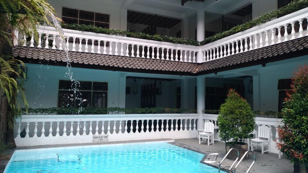 Bladok Hotel & Restaurant Yogyakarta Esterno foto